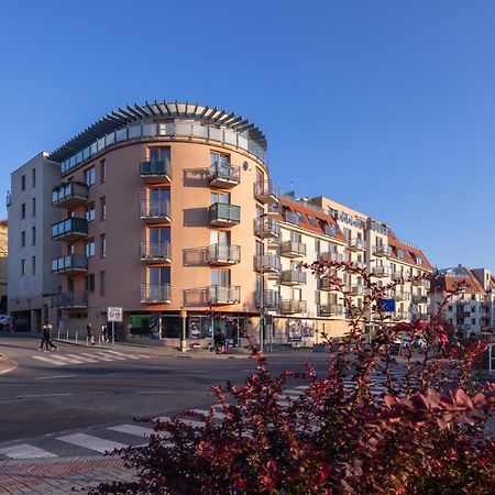 Sunny Apartment In Modrany By Prague Days Exterior foto